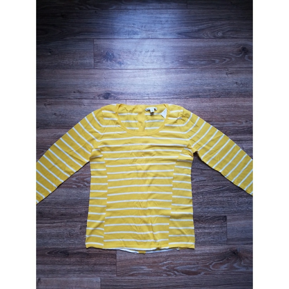 NWT Bannana Republic Very Light Pull Over